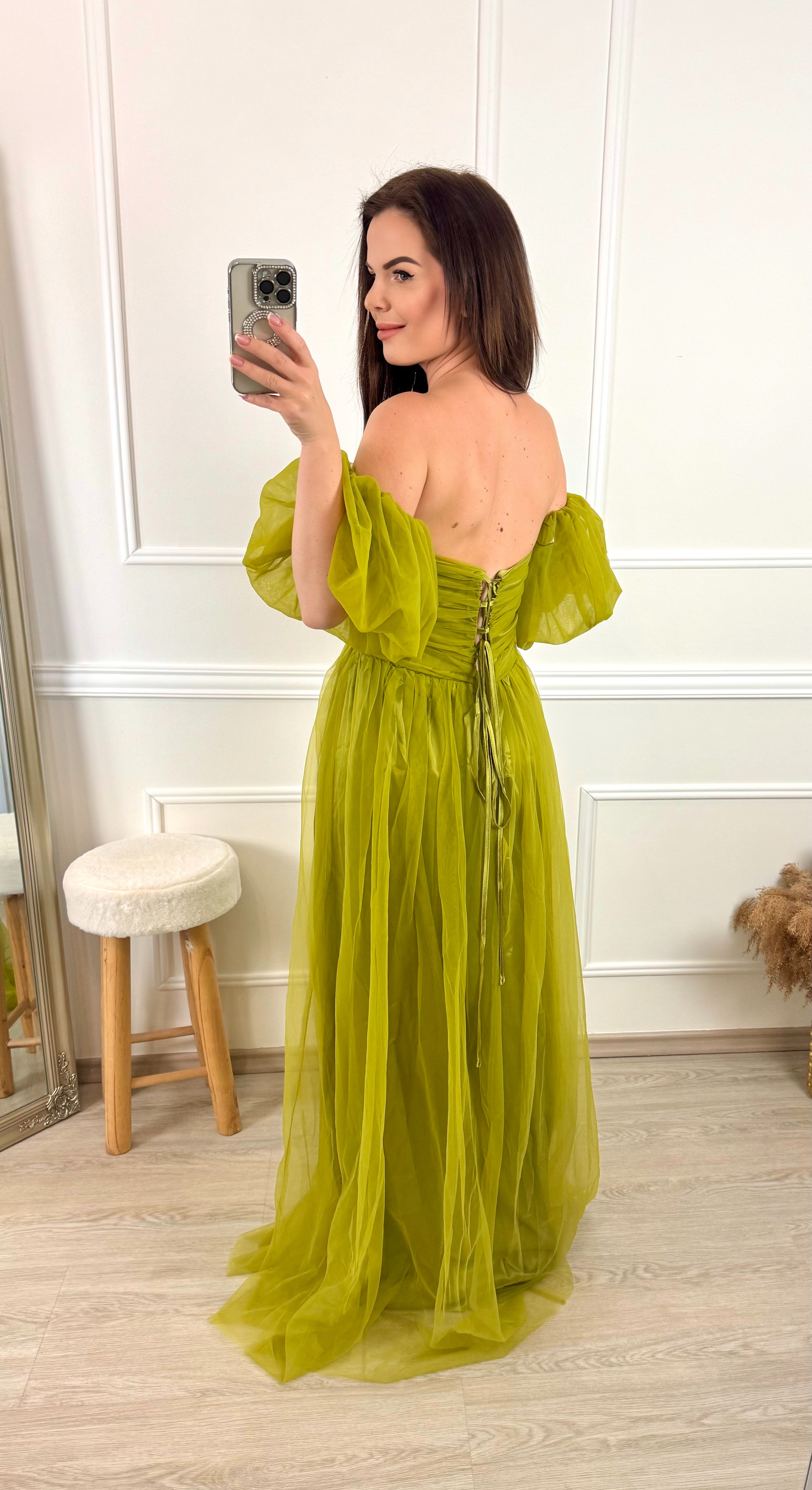 Plesové šaty Frederika XL