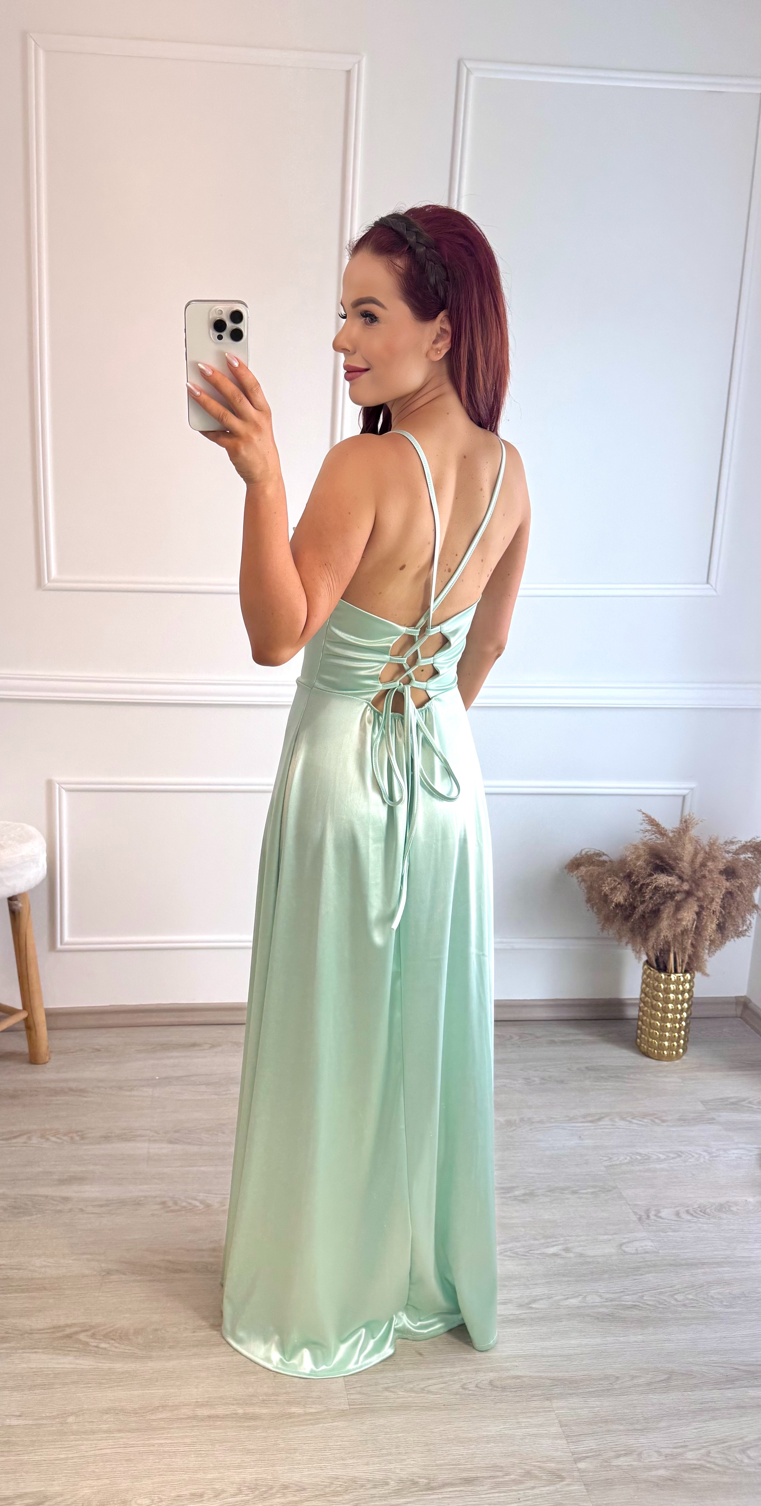 Saténové šaty s řasením Cindy / limetkové