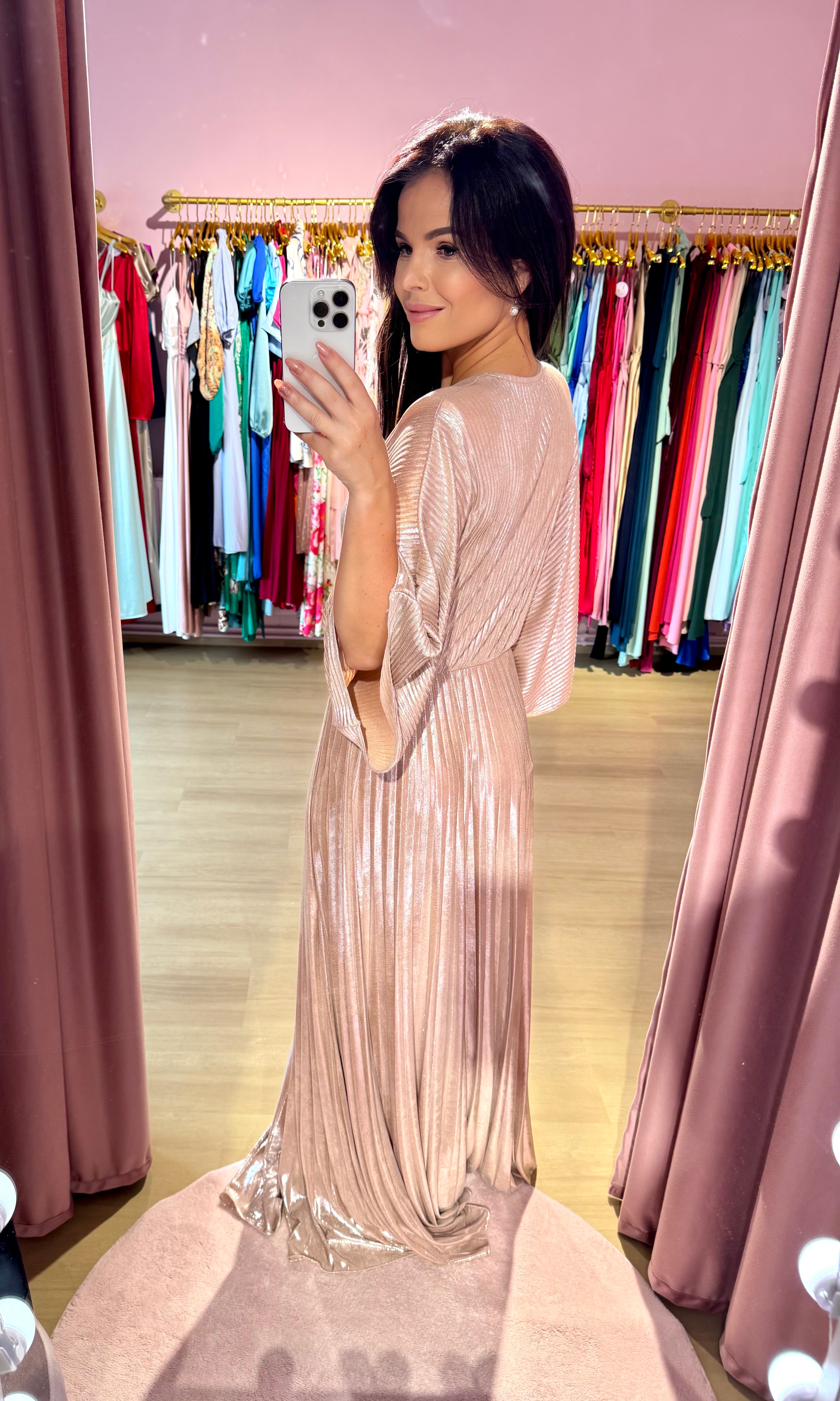 Plísované maxi šaty / champagne