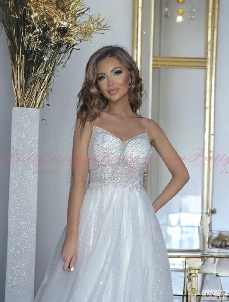 Tylové bílé šaty Emilly 34