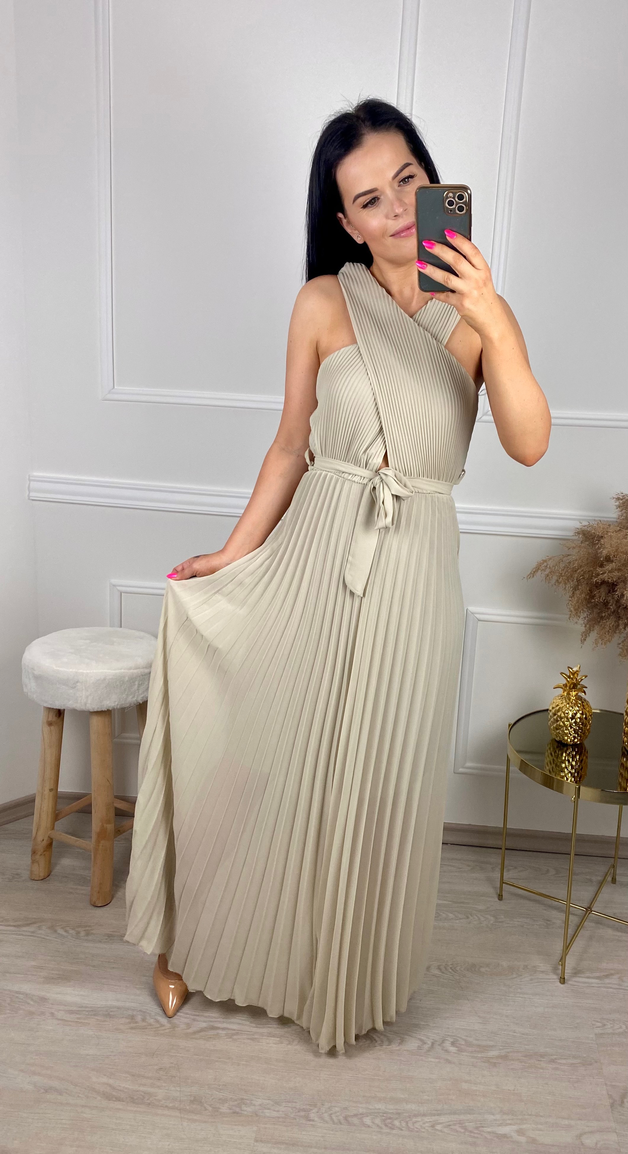 Plísované šaty křížené Runia/béžové