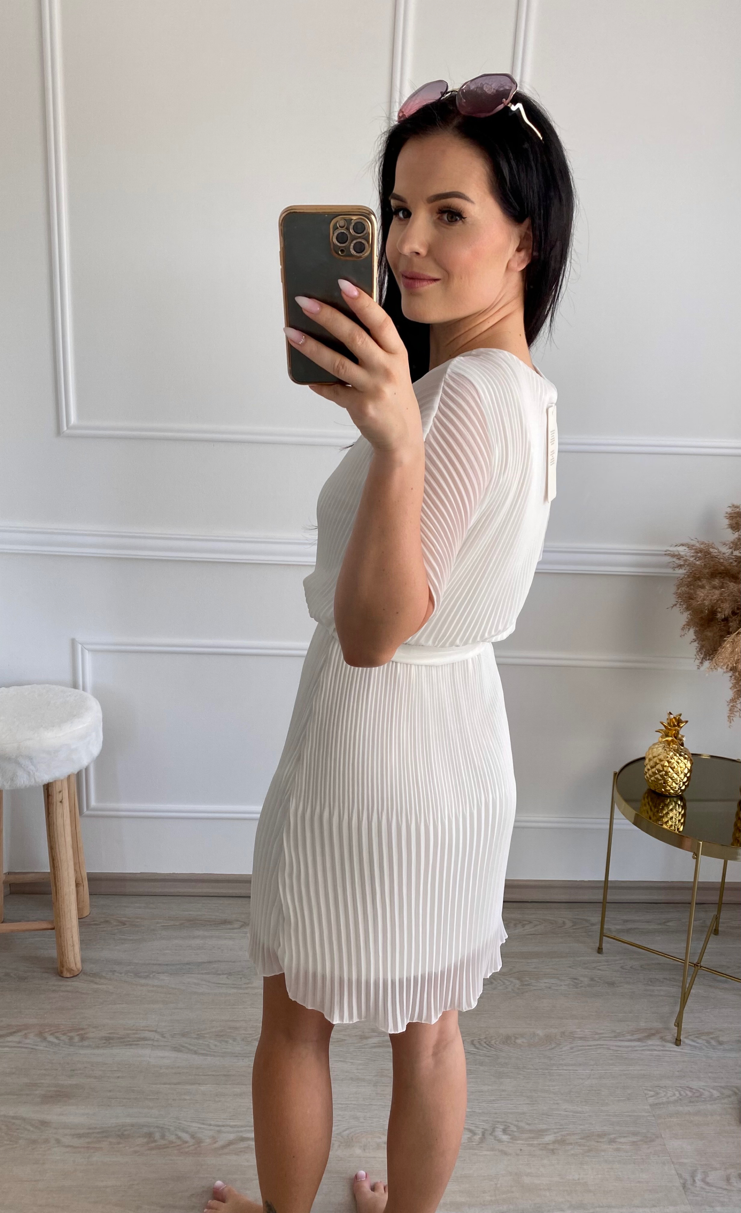 Plísované šaty Kesidy short/bílé