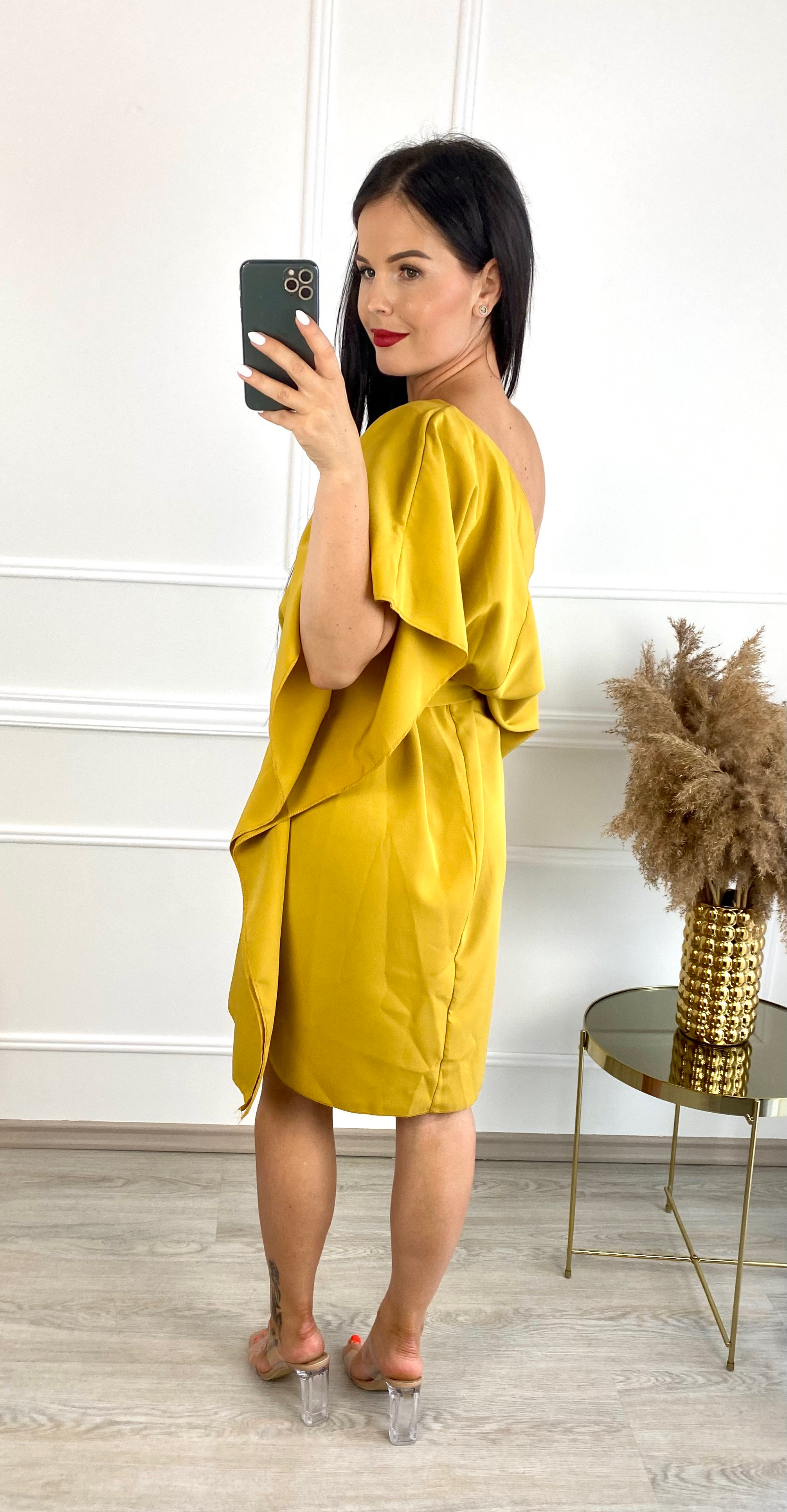 Šaty s netopýřími rukávy Bat/hořčicové