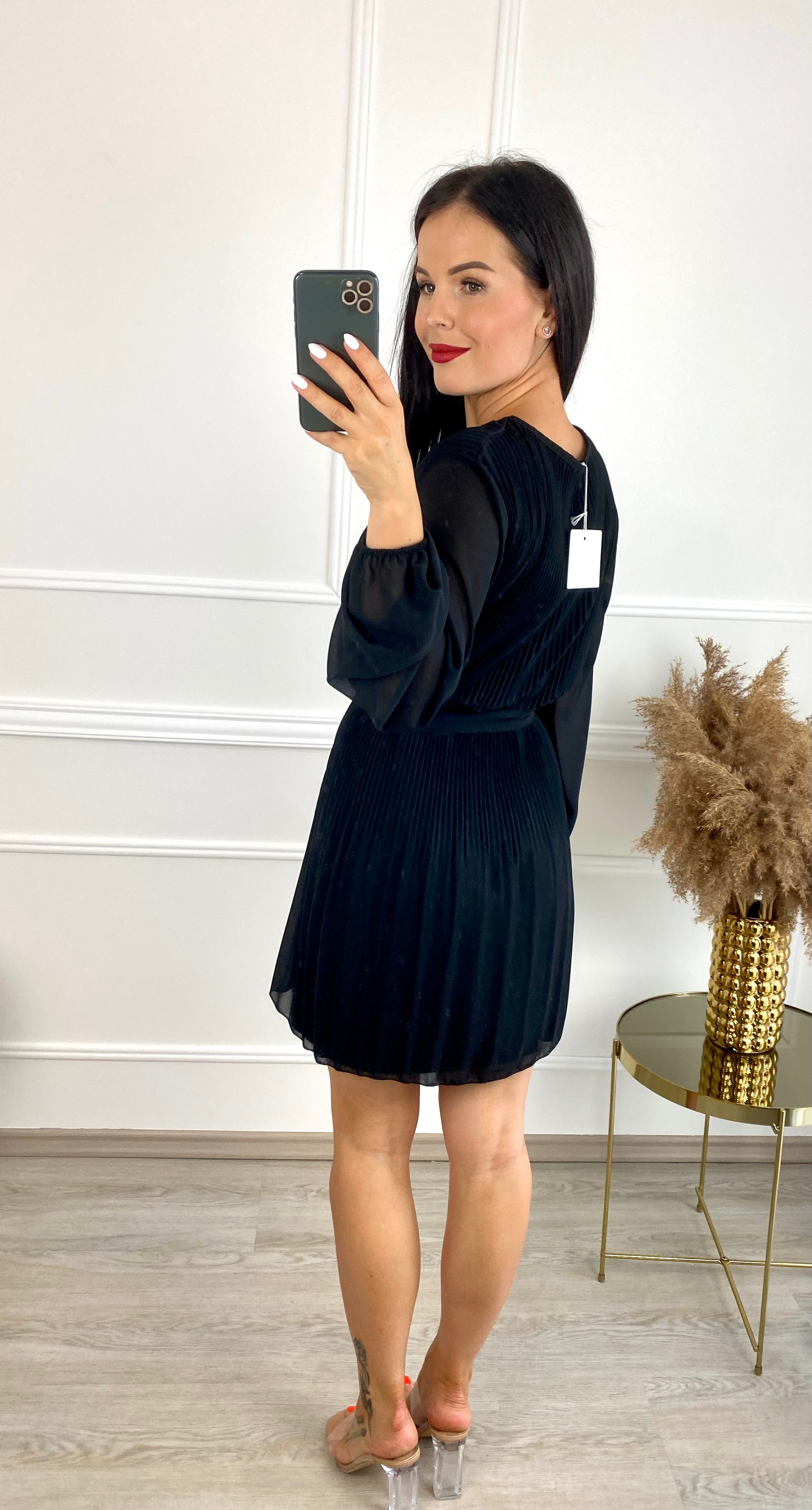 Šifónové šaty Suelin/černé