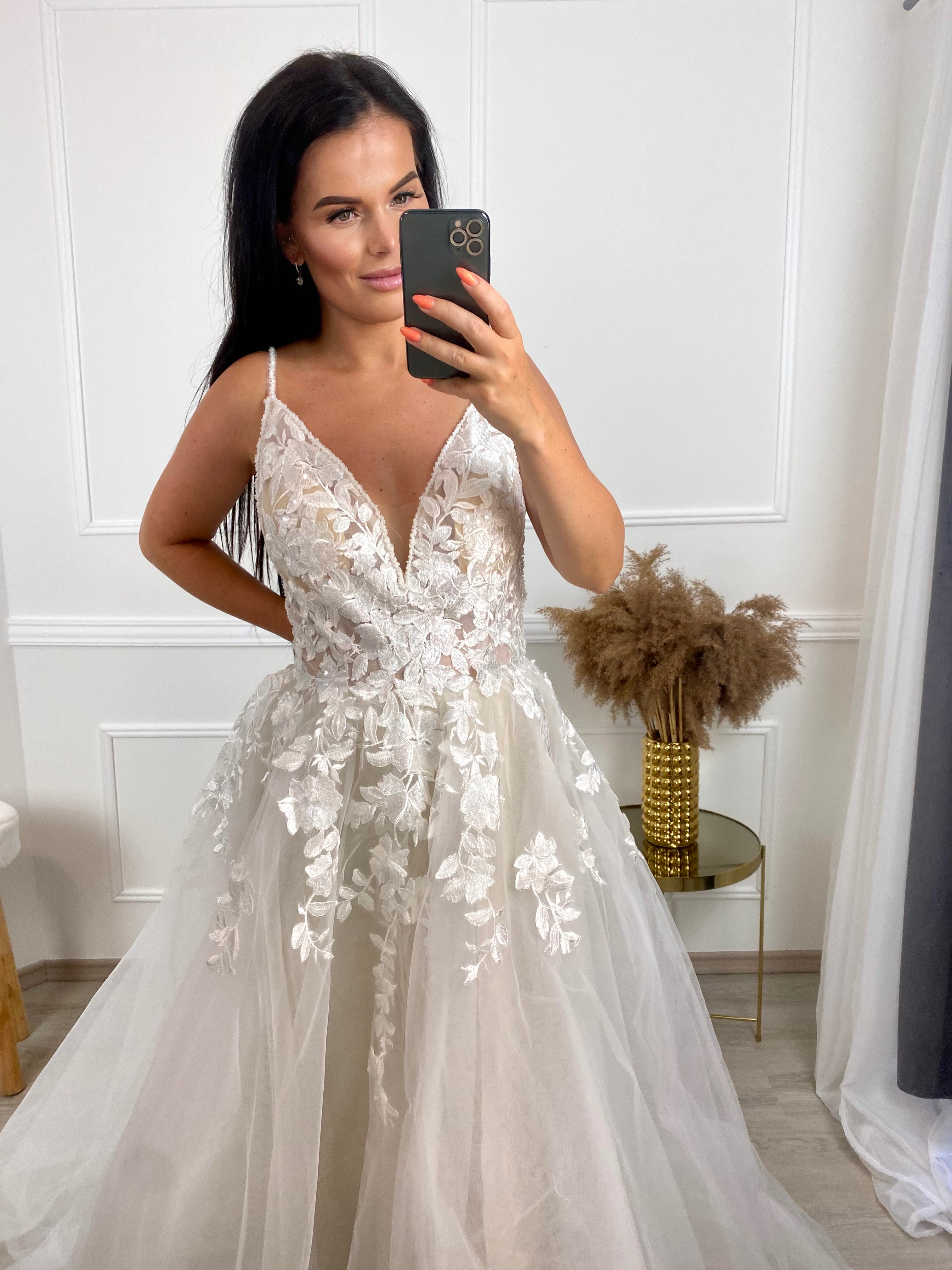 Svatební šaty Evelin