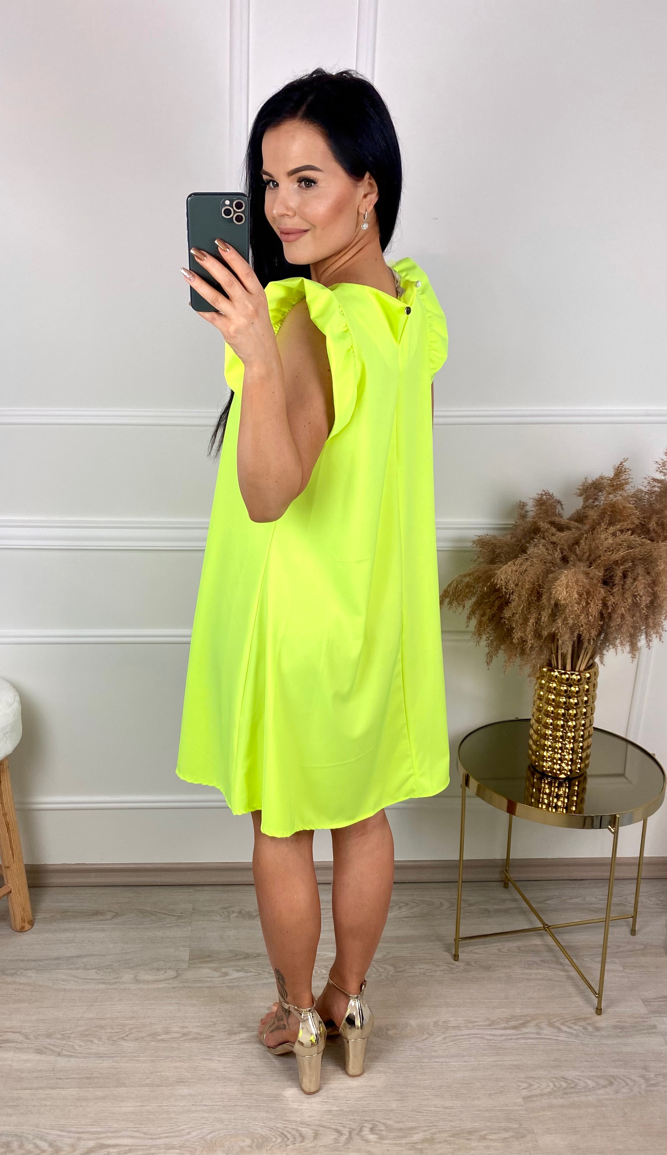 Šaty s volánovými rukávy Elene/neon žluté