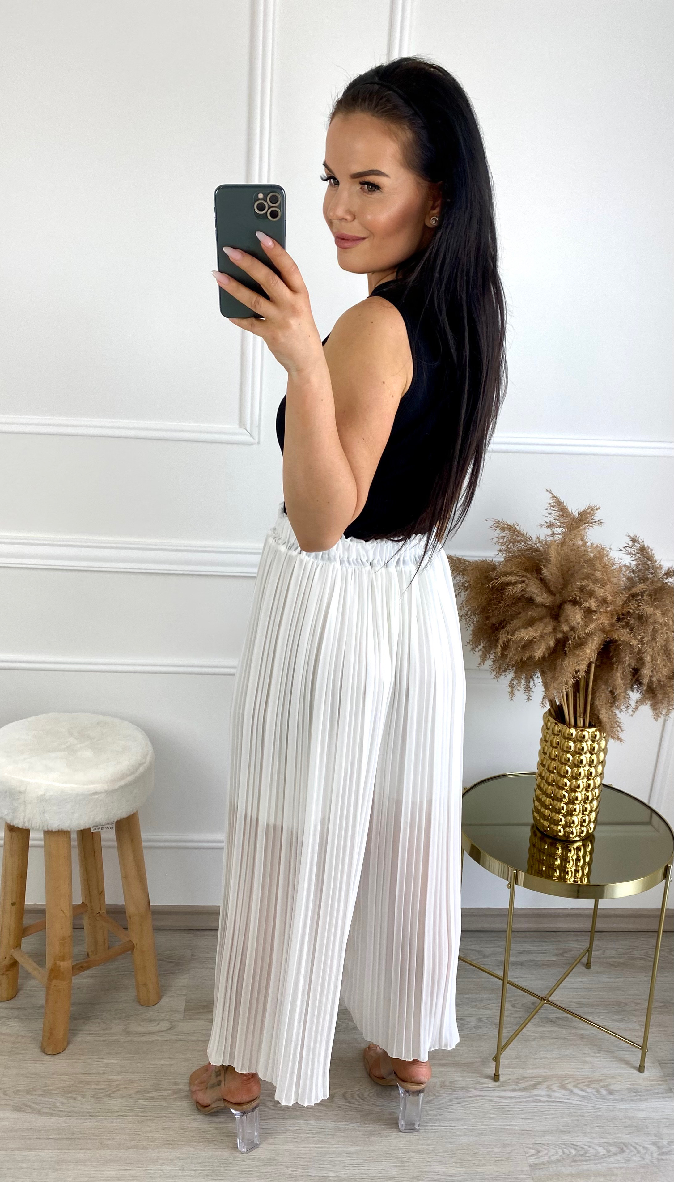 Plísované osminkové kalhoty Solom/bílé