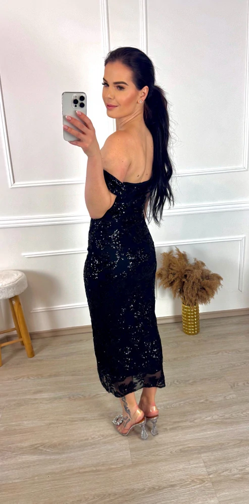 Flitrované šaty / černé XS