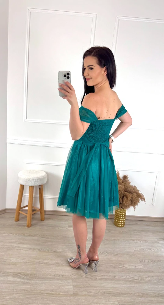 Tylové šaty se spadlými rameny / zelené 