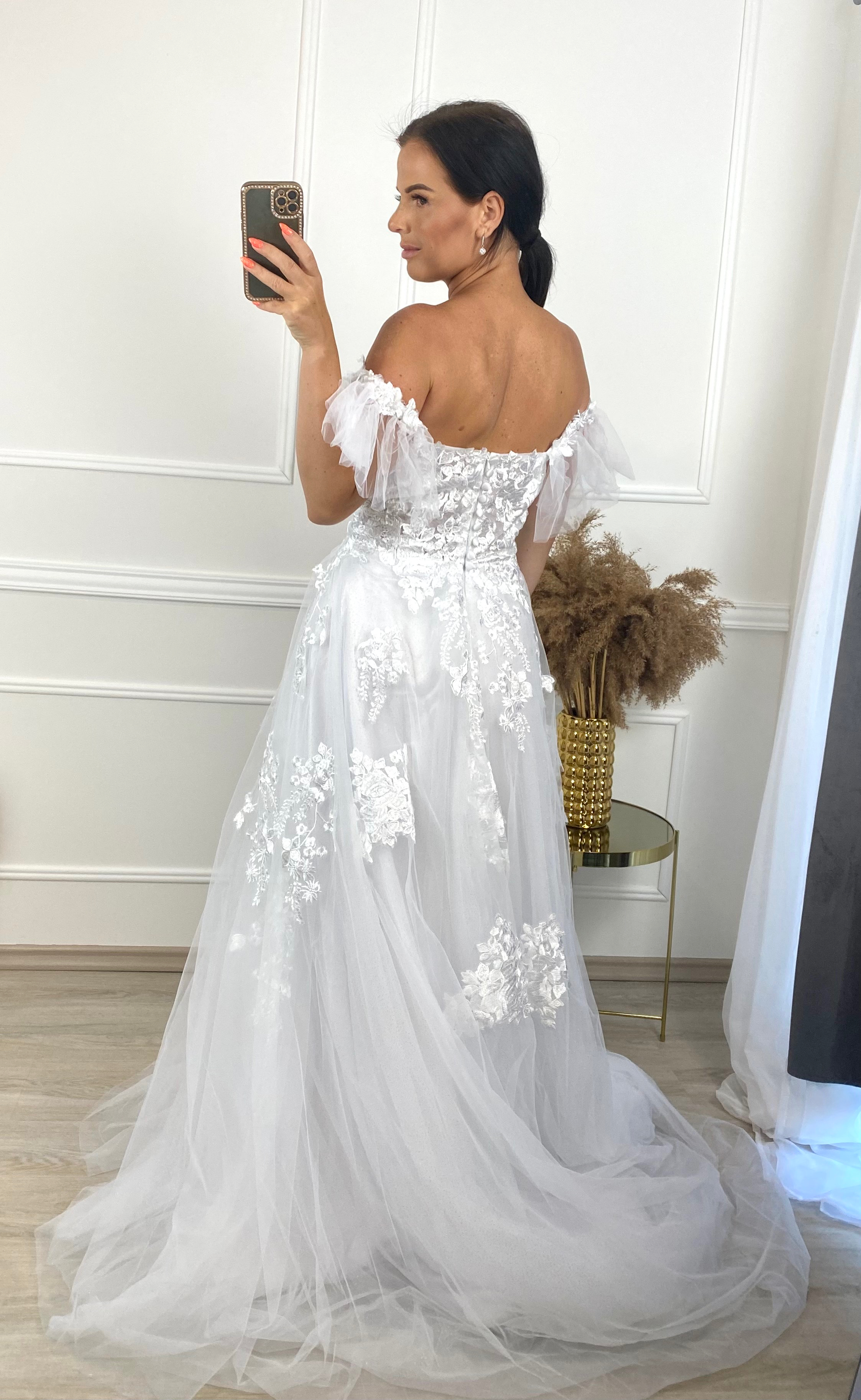 Svatební šaty Hoxie